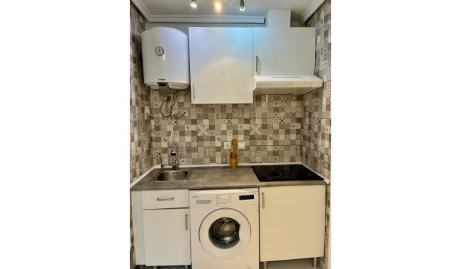 Resale - Apartment - Torrevieja - San Luis