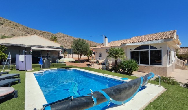 Villa - Begagnad - Fortuna - Fortuna