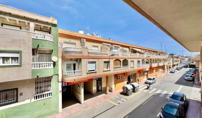 Sprzedaż - Apartament - Torrevieja - Centro
