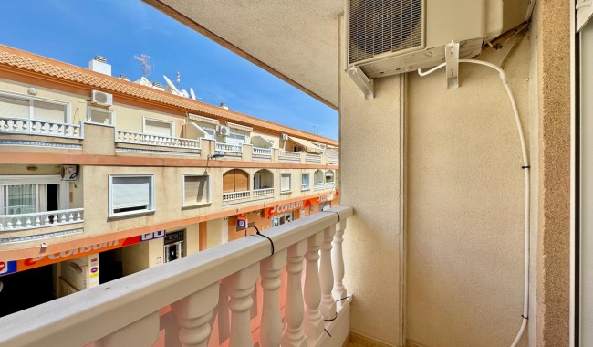 Sprzedaż - Apartament - Torrevieja - Centro