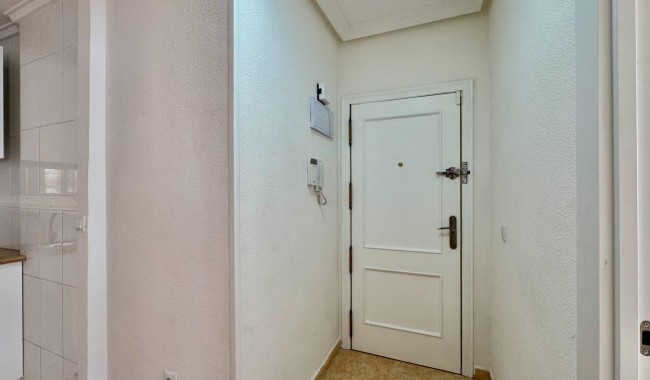 Sprzedaż - Apartament - Torrevieja - Centro