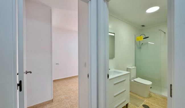 Sprzedaż - Apartament - Torrevieja - Centro