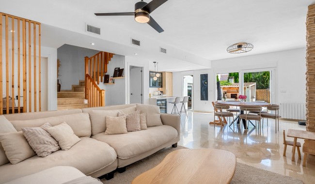 Resale - Townhouse - Alicante - Playa San Juan