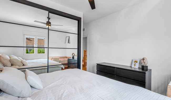 Resale - Townhouse - Alicante - Playa San Juan