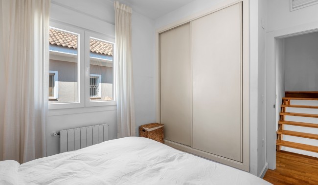 Resale - Townhouse - Alicante - Playa San Juan