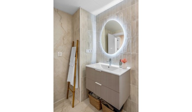Resale - Townhouse - Alicante - Playa San Juan
