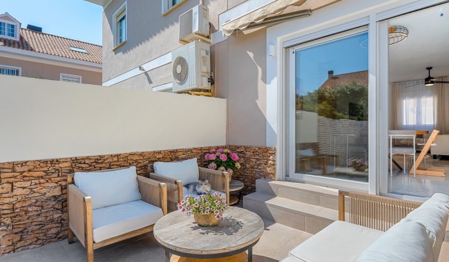 Resale - Townhouse - Alicante - Playa San Juan