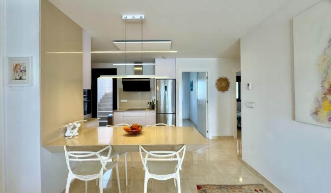Begagnad - Villa - San Miguel de Salinas - Bellavista
