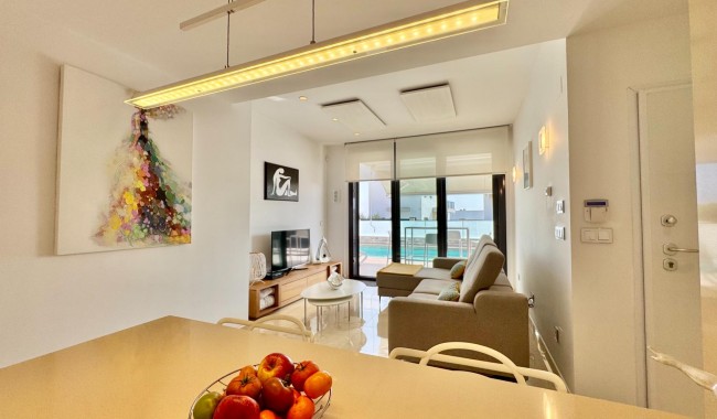 Begagnad - Villa - San Miguel de Salinas - Bellavista