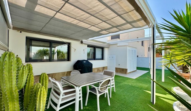 Begagnad - Villa - San Miguel de Salinas - Bellavista