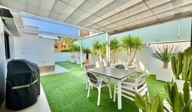 Begagnad - Villa - San Miguel de Salinas - Bellavista