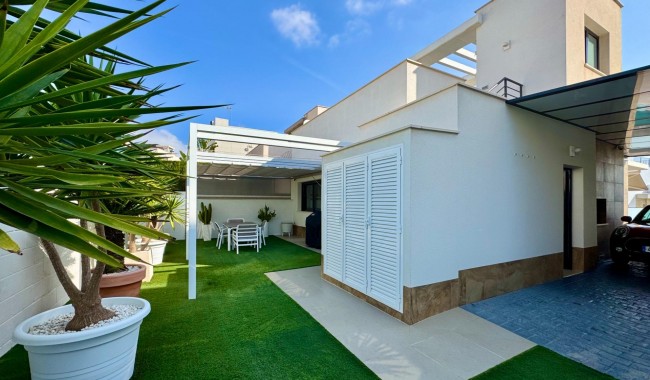 Begagnad - Villa - San Miguel de Salinas - Bellavista