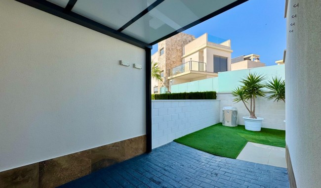 Begagnad - Villa - San Miguel de Salinas - Bellavista