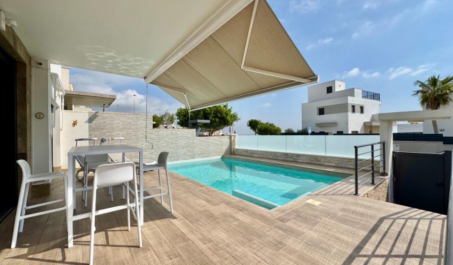 Begagnad - Villa - San Miguel de Salinas - Bellavista