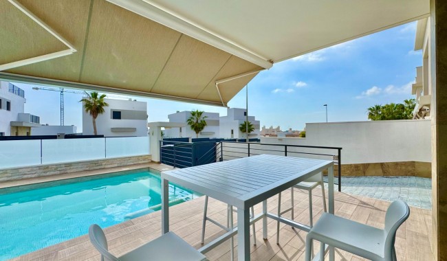 Begagnad - Villa - San Miguel de Salinas - Bellavista