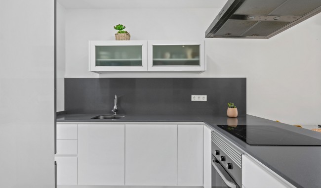 Resale - Villa - Torrevieja