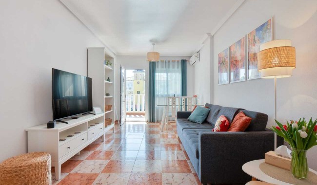 Resale - Apartment - Villamartín - Pinada Golf 1
