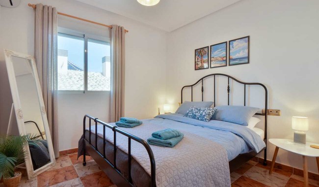 Resale - Apartment - Villamartín - Pinada Golf 1