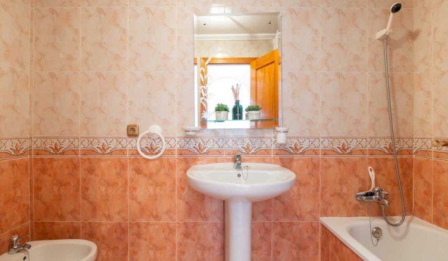 Resale - Apartment - Villamartín - Pinada Golf 1