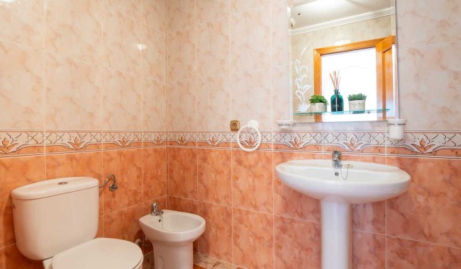 Resale - Apartment - Villamartín - Pinada Golf 1