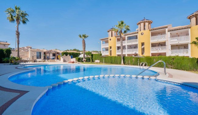 Resale - Apartment - Villamartín - Pinada Golf 1