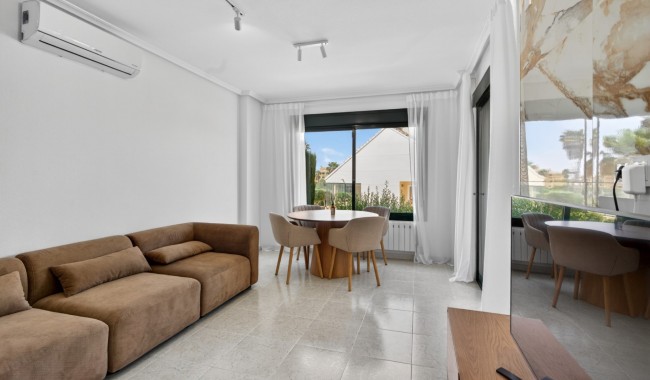 Sprzedaż - Apartament - Orihuela costa - Dehesa de Campoamor