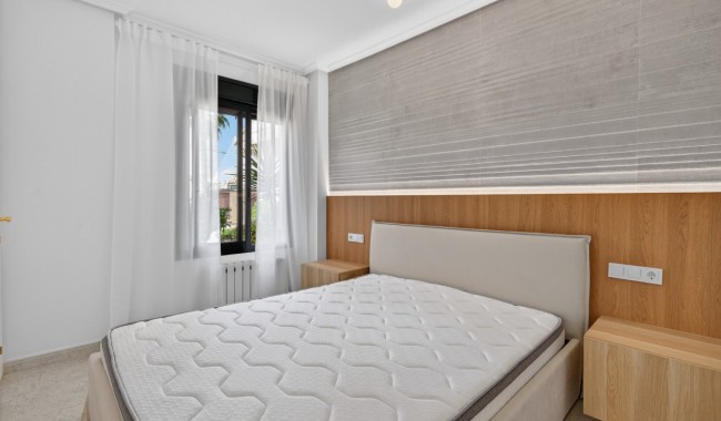 Sprzedaż - Apartament - Orihuela costa - Dehesa de Campoamor