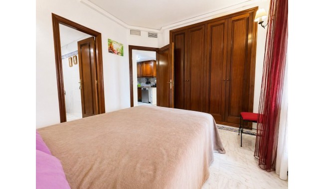 Sprzedaż - Apartament - Torrevieja - Playa de los locos