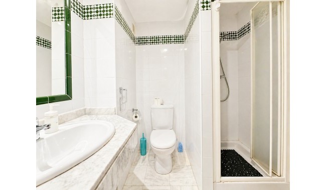 Sprzedaż - Apartament - Torrevieja - Playa de los locos