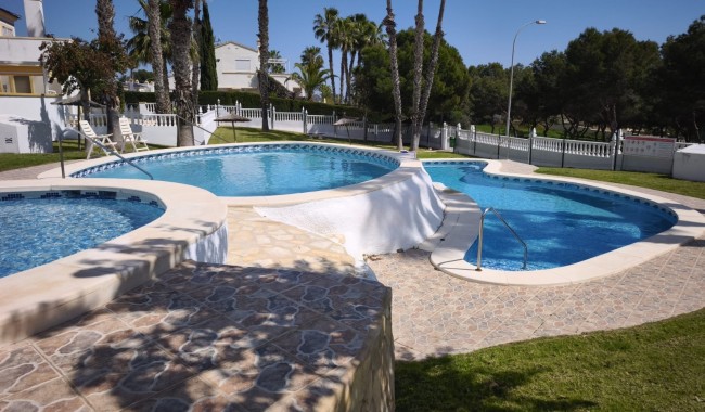 Resale - Bungalow - Orihuela Costa - Orihuela costa