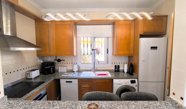 Resale - Bungalow - Algorfa
