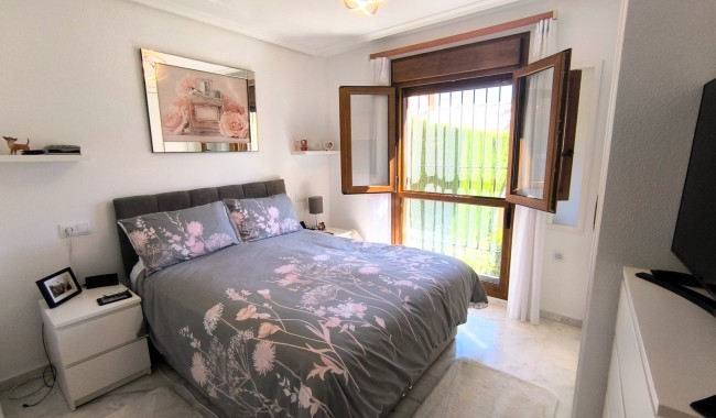 Resale - Bungalow - Algorfa