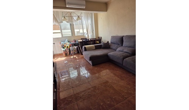 Resale - Apartment - Torrevieja