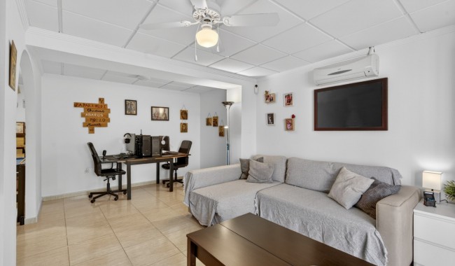 Segunda mano - Villa - Gran Alacant - Monte Y Mar