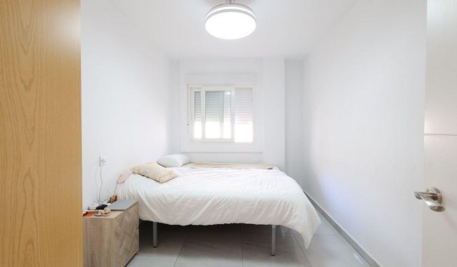 Sprzedaż - Apartament - Torrevieja - Acequion