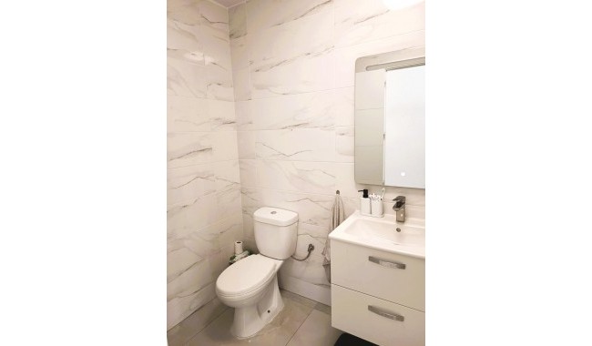 Sprzedaż - Apartament - Torrevieja - Acequion