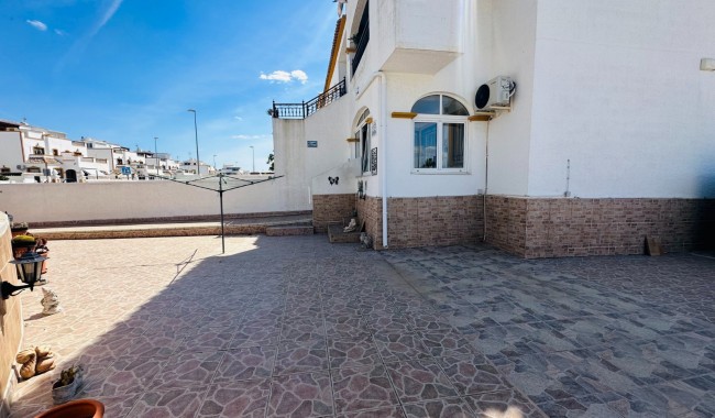 Segunda mano - Apartamento - Orihuela - Entre Naranjos Vistabella