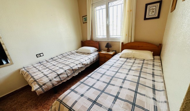 Segunda mano - Apartamento - Orihuela - Entre Naranjos Vistabella