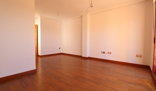 Resale - Apartment - Formentera del Segura