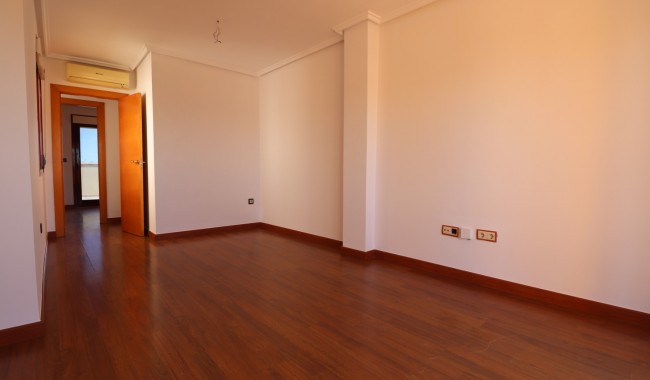 Resale - Apartment - Formentera del Segura