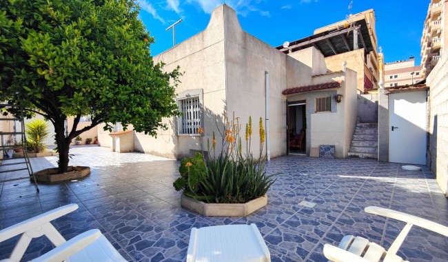 Resale - Townhouse - Torrevieja - Centro