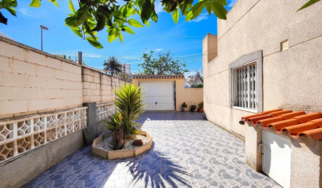 Resale - Townhouse - Torrevieja - Centro