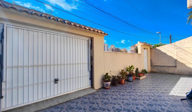 Resale - Townhouse - Torrevieja - Centro