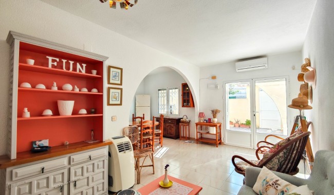 Resale - Townhouse - Torrevieja - Centro