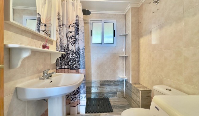 Resale - Apartment - Torrevieja - Cabo cervera