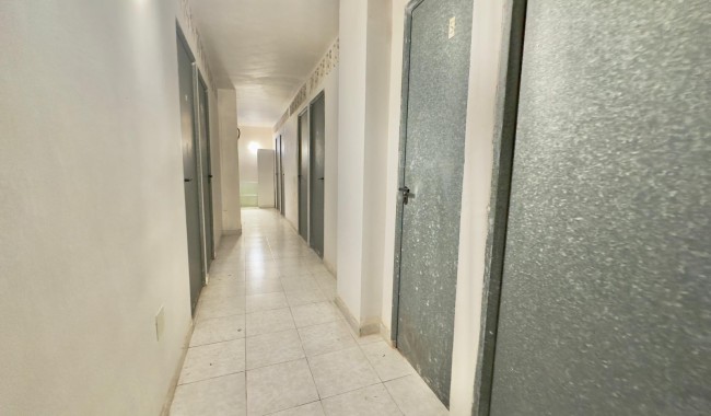 Resale - Apartment - Torrevieja - Cabo cervera