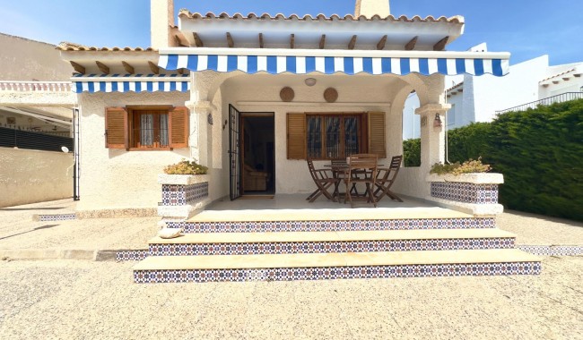 Sprzedaż - Willa - Orihuela costa - La Zenia