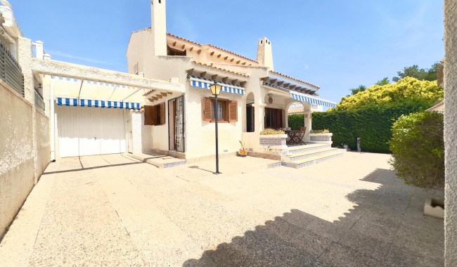 Sprzedaż - Willa - Orihuela costa - La Zenia