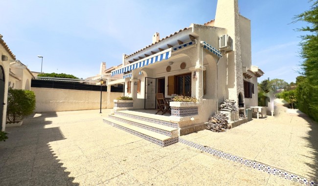 Sprzedaż - Willa - Orihuela costa - La Zenia
