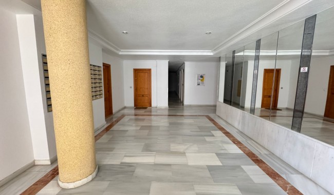 Resale - Apartment - Guardamar - Pineforest